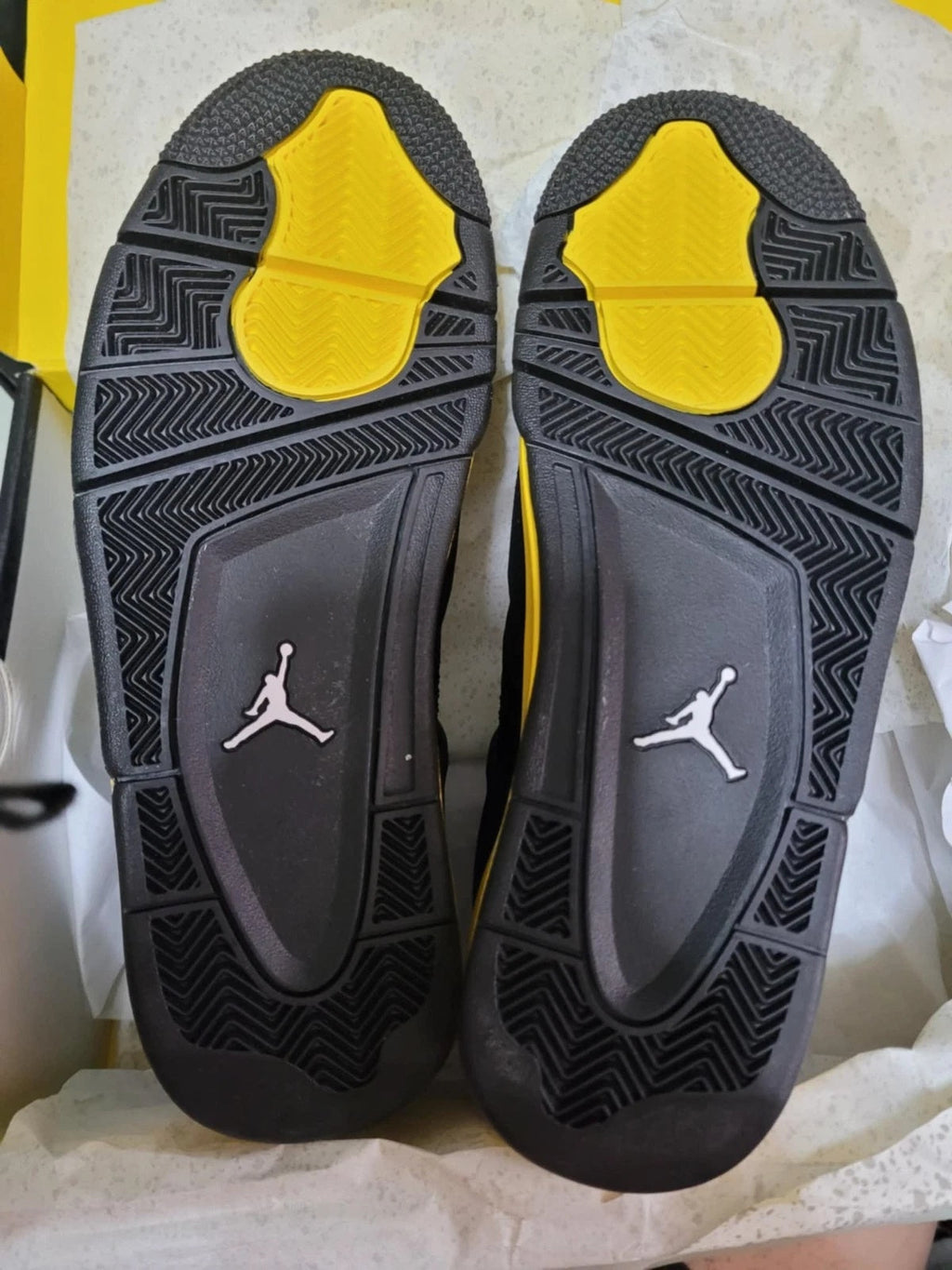 Jordan 4 DH6927-017 Men's Retro Sneakers